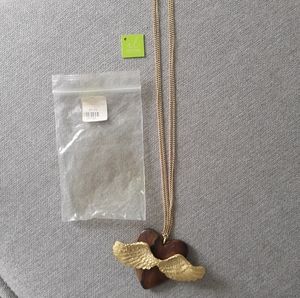 New Rachel Leigh Gold Natural Wood heart necklace